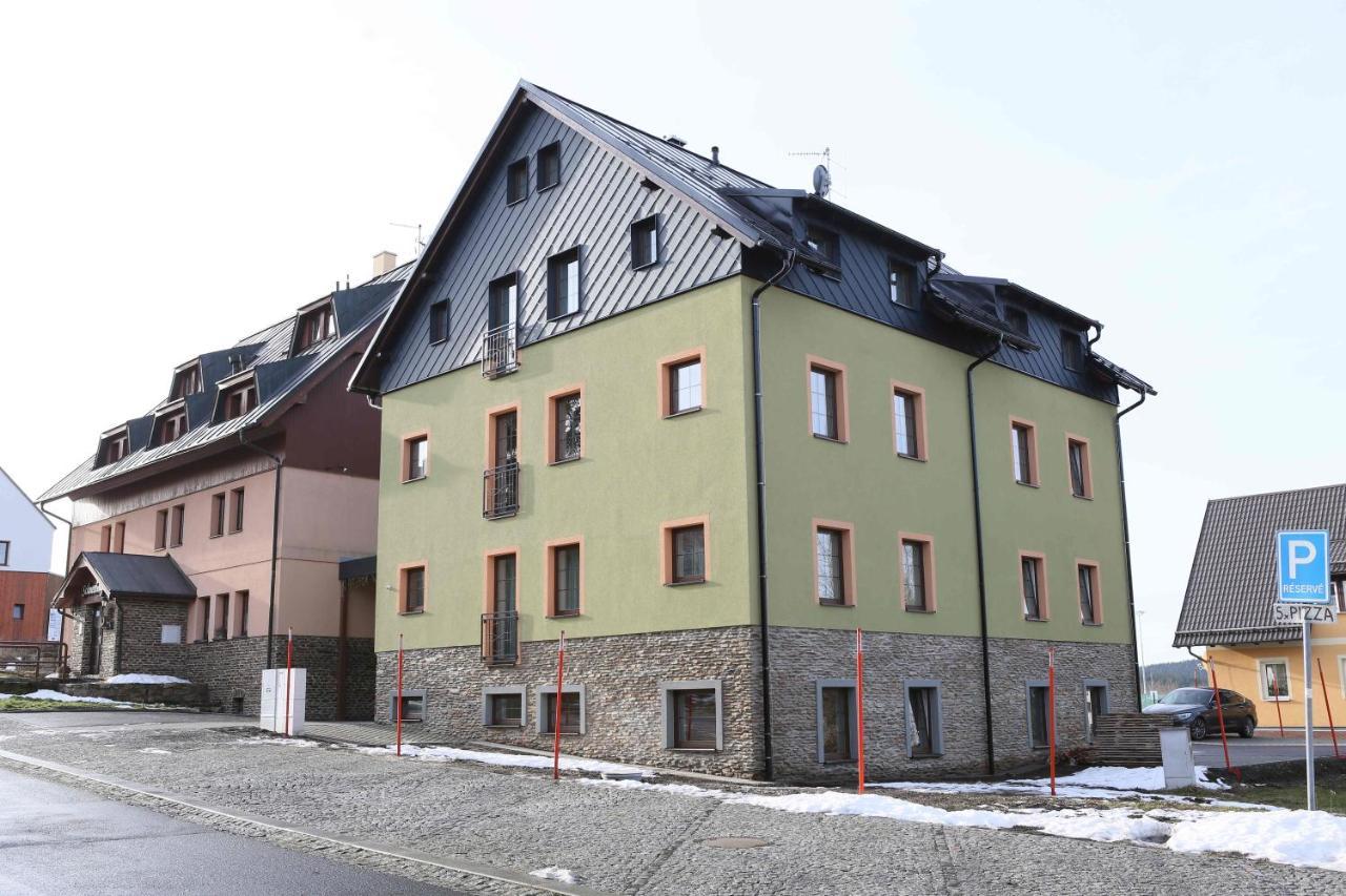 Apartmany Aura Boží Dar Buitenkant foto